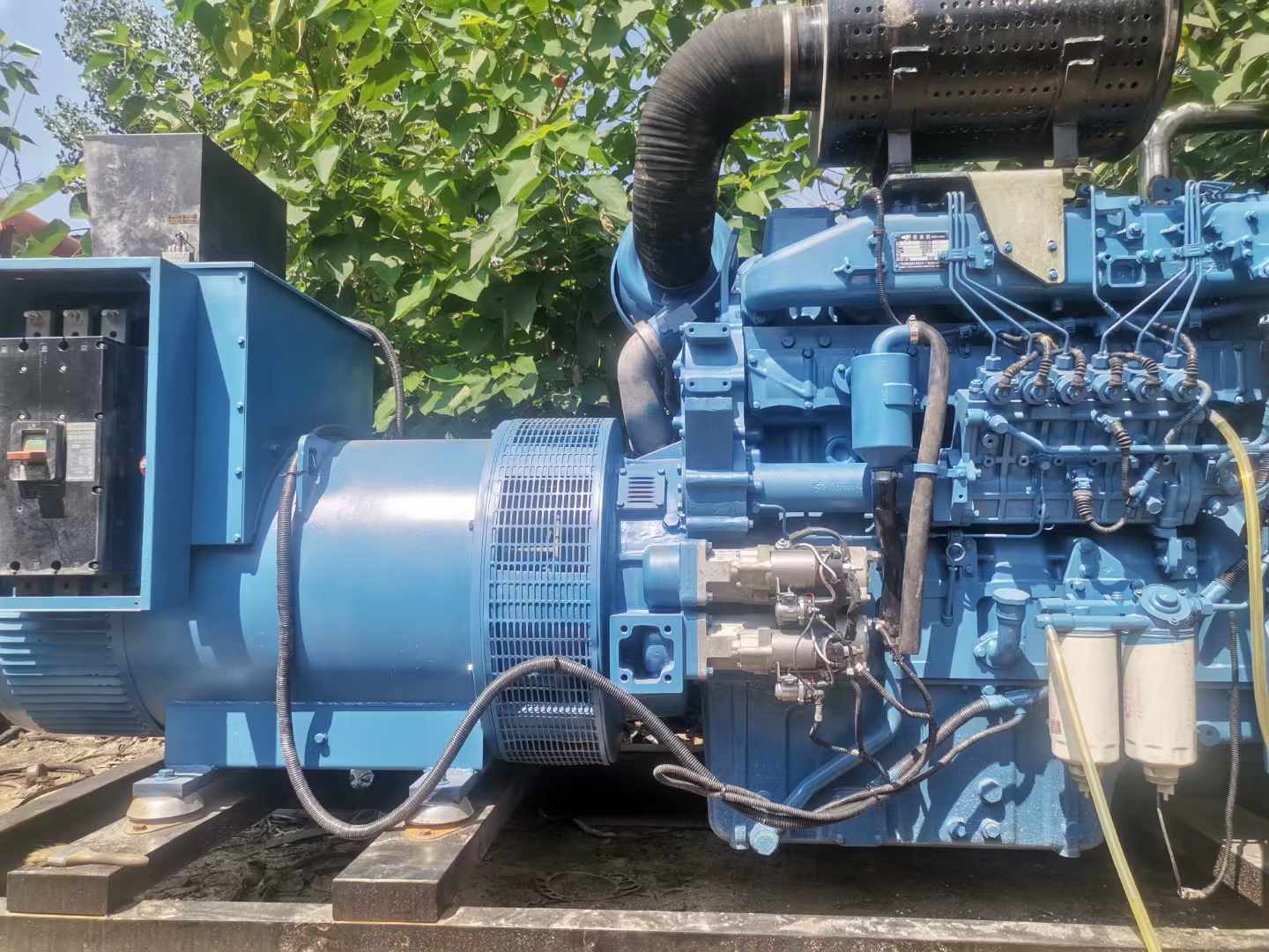 太仆寺详细说明降低 800kW 柴油发电机输出电流波动的方法